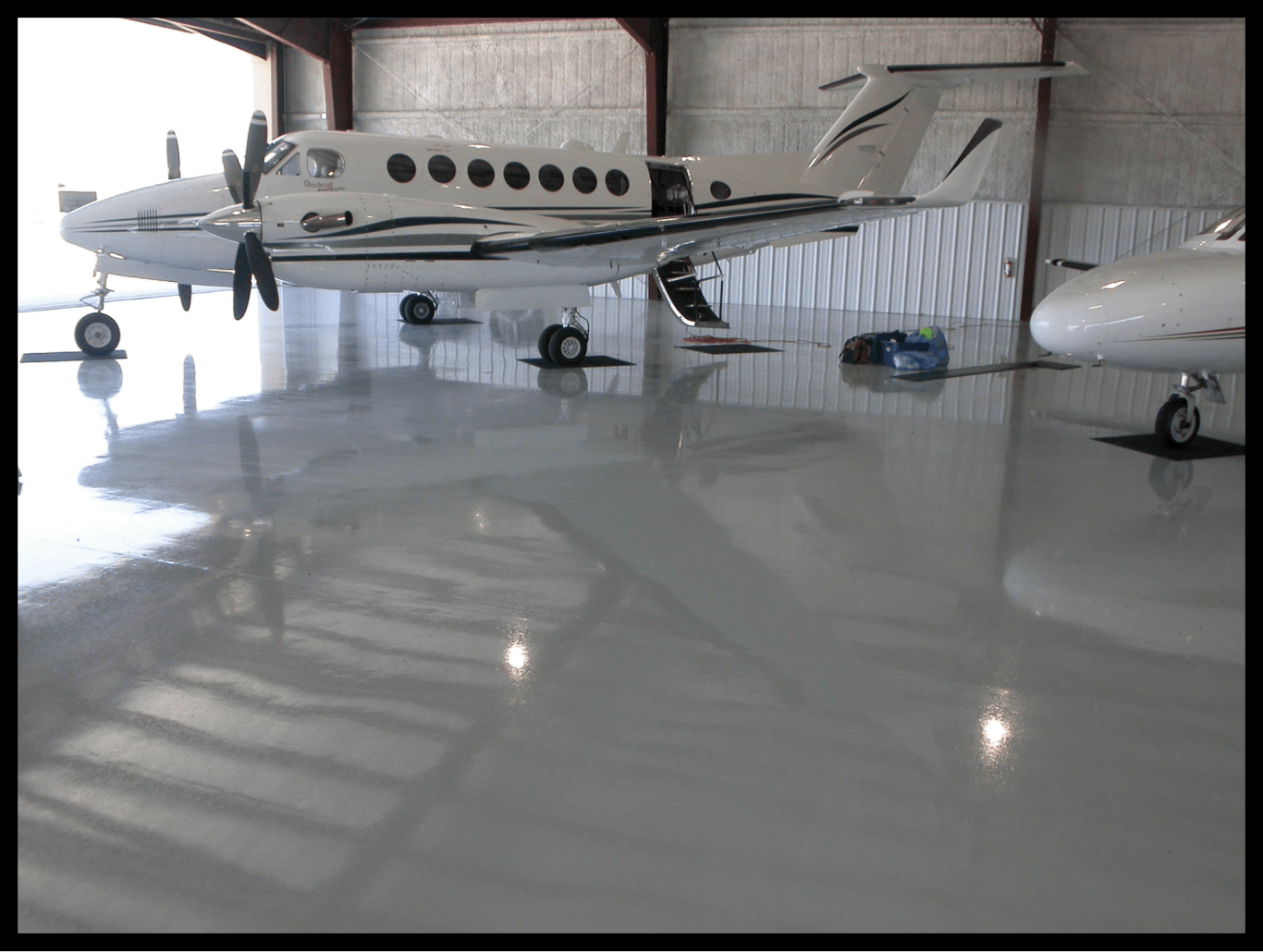 Airplane Hanger Epoxy Floor